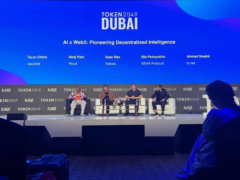 Hội thảo về công nghệ AI của sự kiện Token2049 tại Dubai, diễn ra ngày 18/04/2024